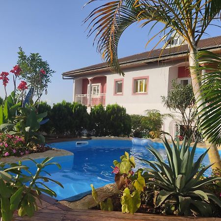 Residence Jardin Tropical Yaoundé 外观 照片