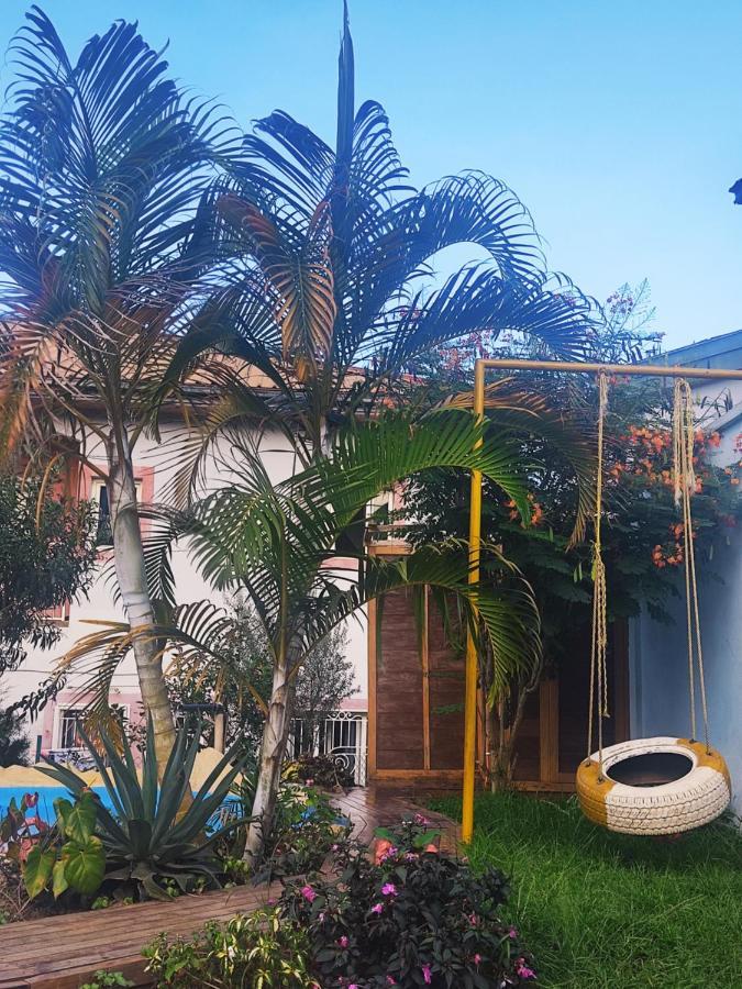 Residence Jardin Tropical Yaoundé 外观 照片