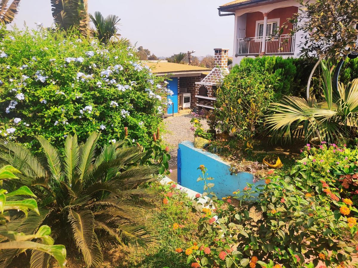 Residence Jardin Tropical Yaoundé 外观 照片