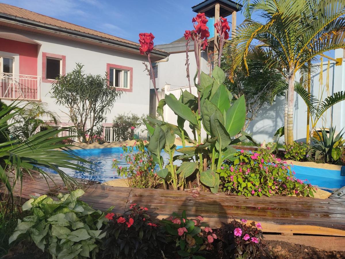 Residence Jardin Tropical Yaoundé 外观 照片