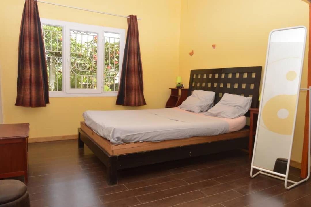 Residence Jardin Tropical Yaoundé 外观 照片